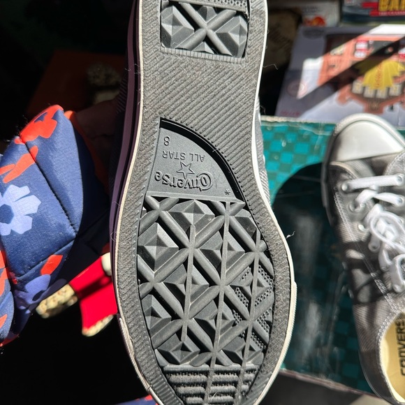 Converse Gray Plaid Sneakers - Picture 2 of 4